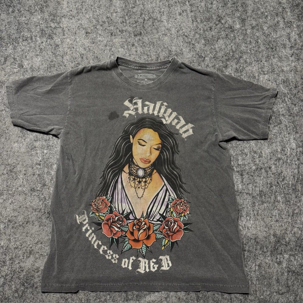 Aaliyah Shirt Mens M Grey Graphic Tee Princess of R&B Acid Wash Distressed Flaw